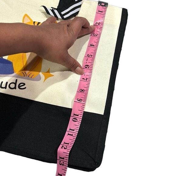 Cat-titude Tote bag 17x12 - Picture 4 of 5